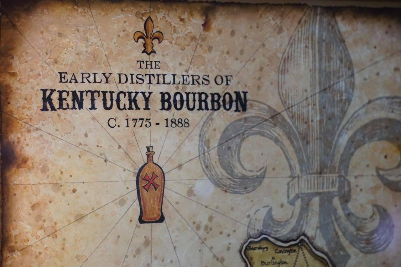 Louisville Bourbon Inn Екстериор снимка