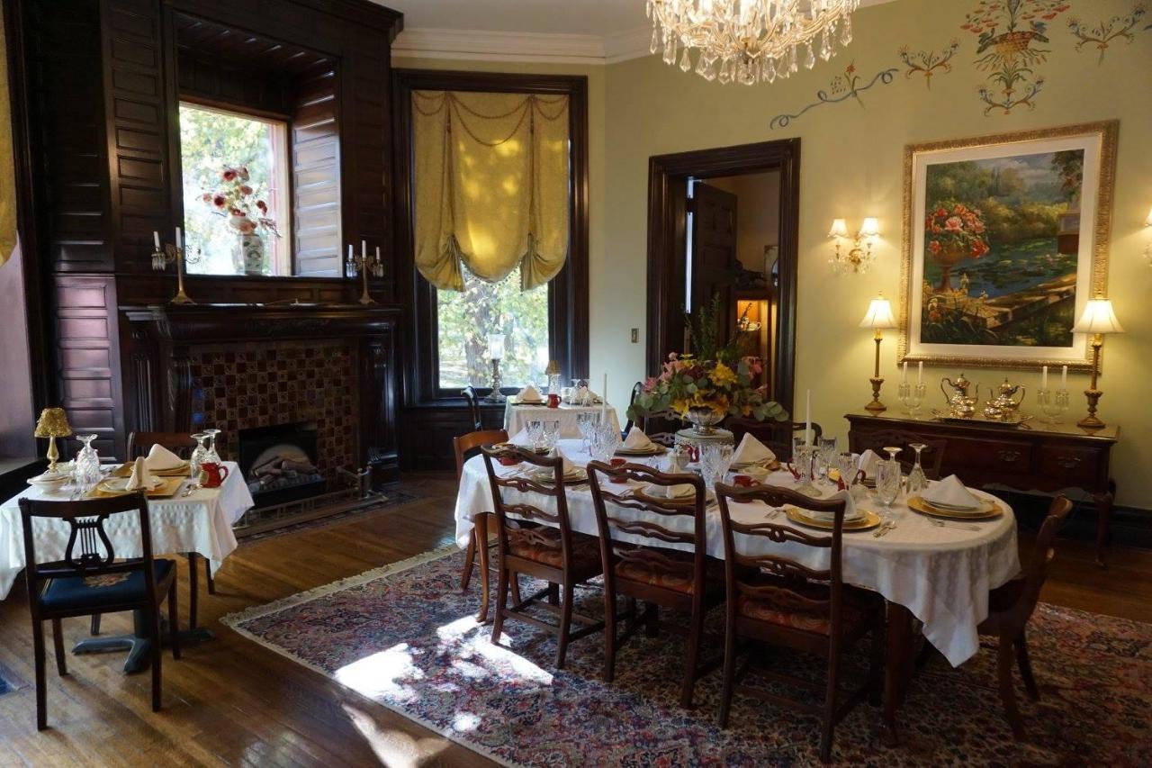 Louisville Bourbon Inn Екстериор снимка